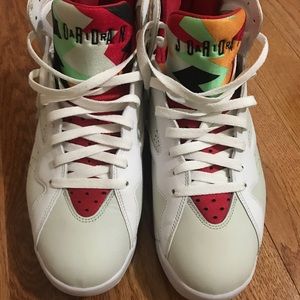 BOTH Retro 7 Hare and Retro 1’s